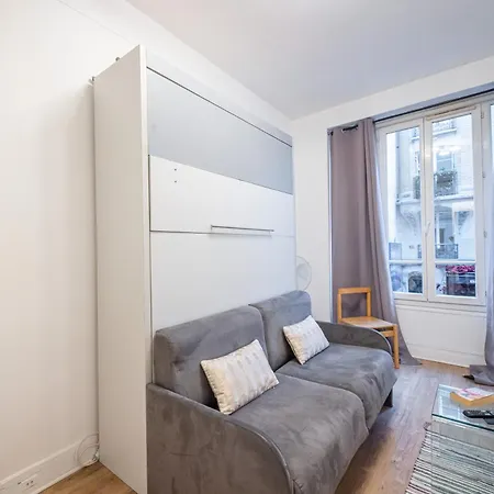 Apartment De Charme Au Coeur Du Marais